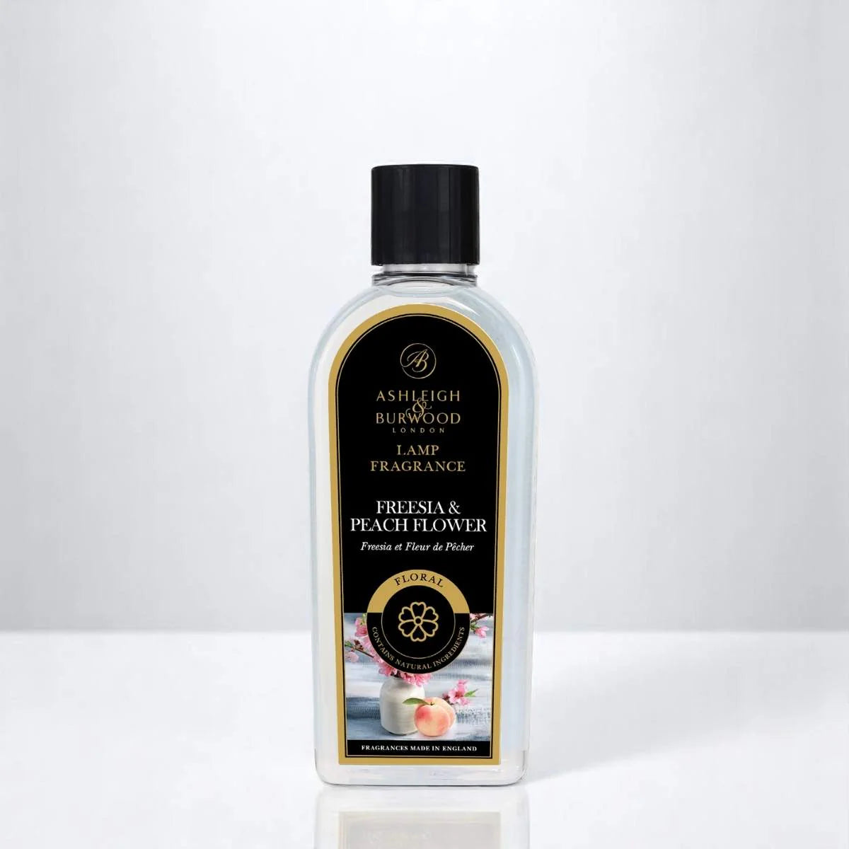 Persawr Lamp Blodyn Freesia a Eirin Gwlanog 250ml Ashleigh &amp; Burwood